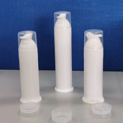 kopen Leeg plastic pomp dispensers tandpasta luchtloze flessen met logo en kleur op maat online vervaardiging